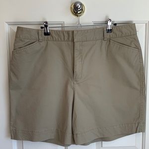 Eddie Bauer Shorts - Mercer Fit - Size 18 **NWOT**